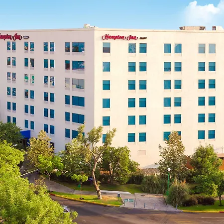 Hotel Hampton By Hilton Guadalajara Expo